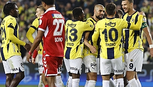 Fenerbahçe - Sivasspor maçından öne çıkan kareler