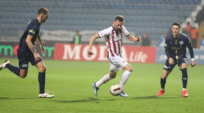 Haftanın açılışında gol yok! Sivasspor'un serisi sürdü