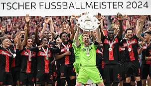 Tarihi anlar! Leverkusen'in çılgın şampiyonluk partisi!